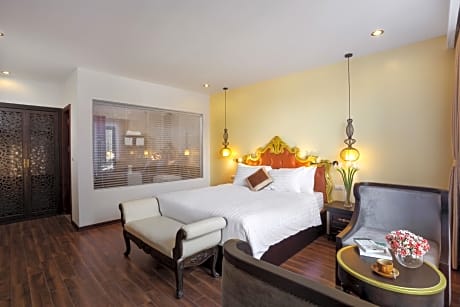 Deluxe Double Room with City View