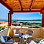 Baia de Bahas Residence