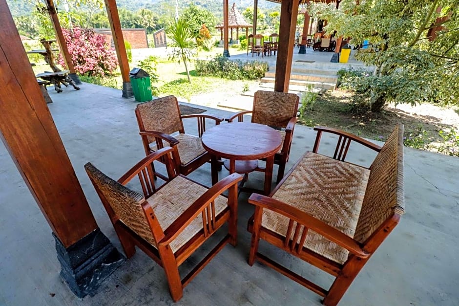 Balkondes Duta Menoreh