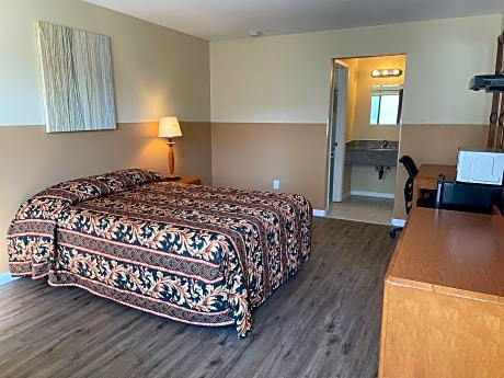Superior Queen Room - Non-Smoking