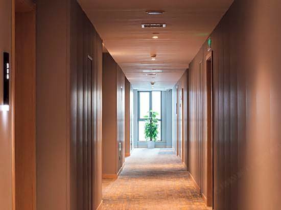 Zhenhe Hotel