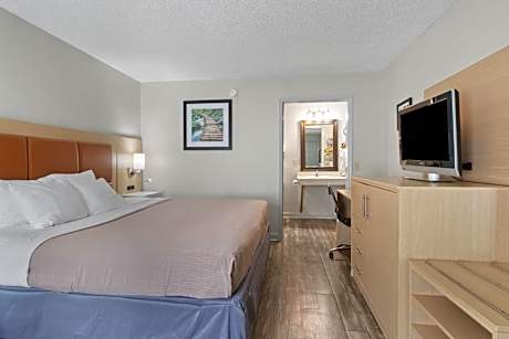 Deluxe Single Room