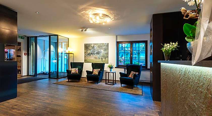 Le Mirabeau Hotel & Spa