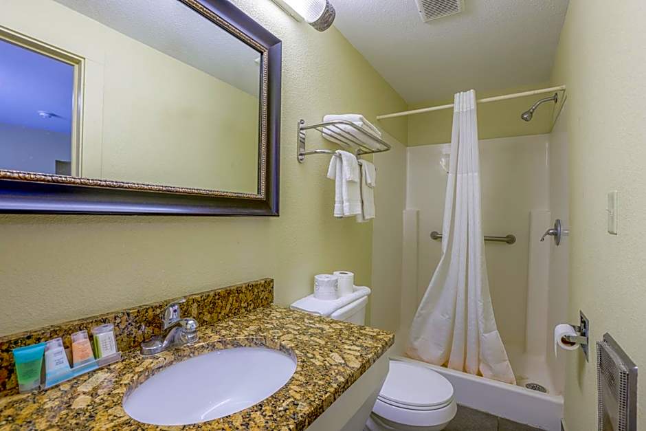 Budget Inn By OYO Natural Bridge I-81