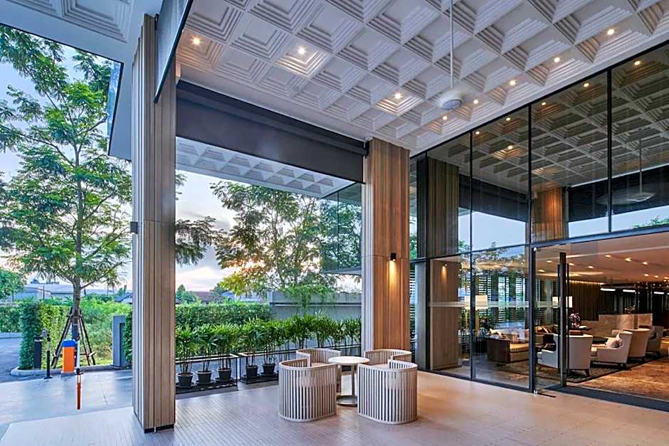 The Park Nine Hotel Suvarnabhumi - Free BKK Airport Shuttle