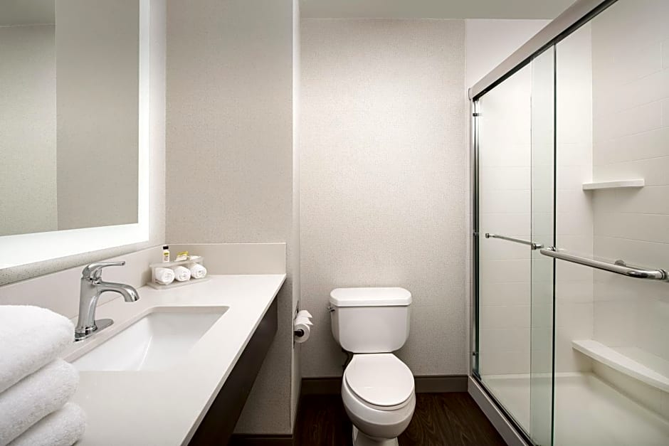 Holiday Inn Express Hotel & Suites Annapolis by IHG