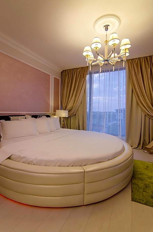 Phoenicia Royal Hotel