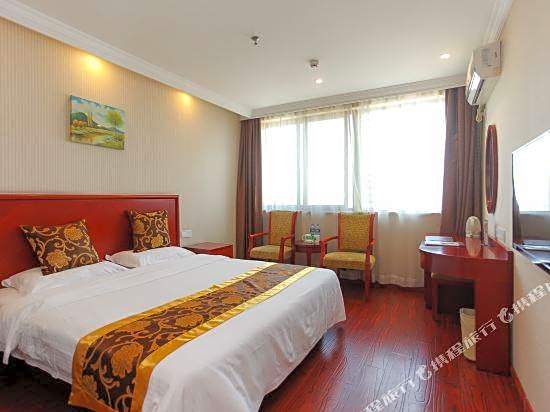 GreenTree Inn Jiangsu Wuxi Jiangyin North Huancheng Road Walking Street Express Hotel