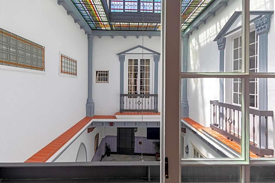 PALACIO DON CARLOS