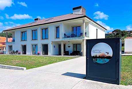 Aparthotel Ría de Lires