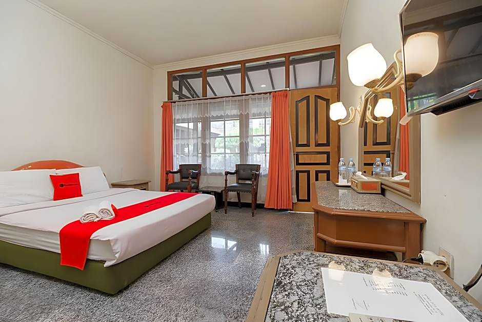 RedDoorz near Transmart Pangkal Pinang