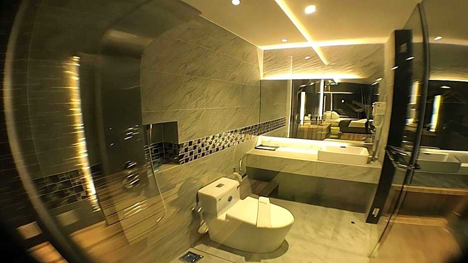 Here Hotel