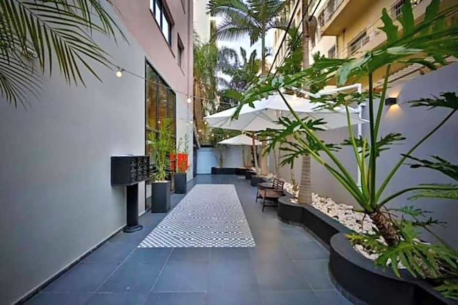 3Bedroom Suite with Balcony and shelter 12