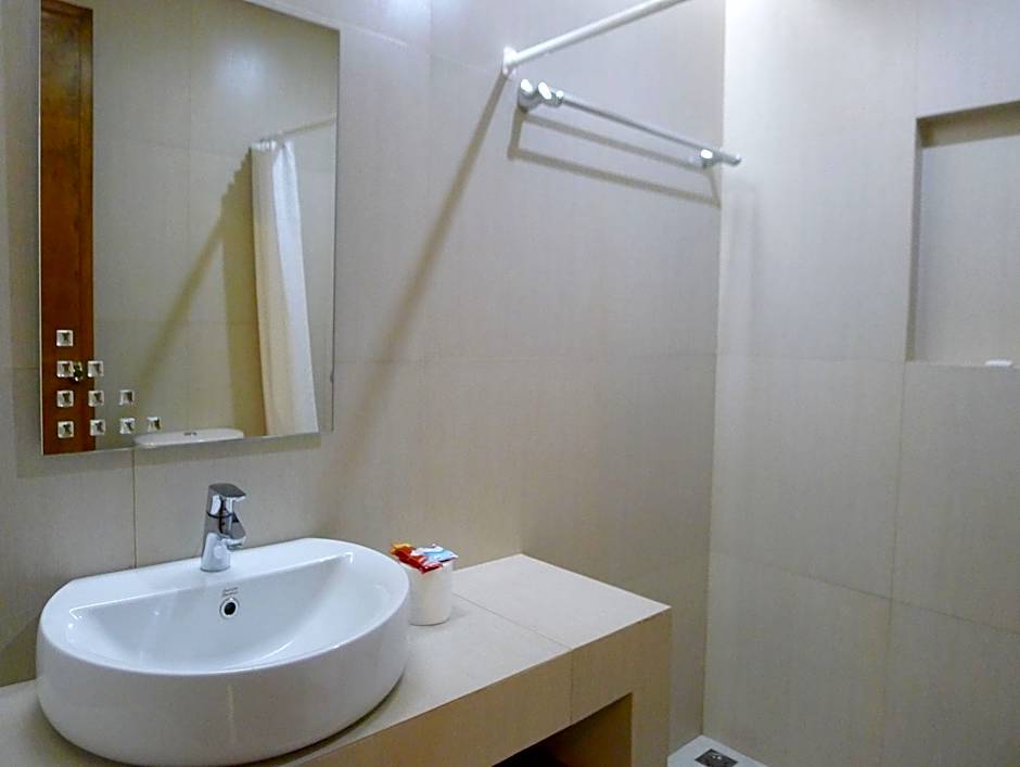 Greenspace Palawan Hotel