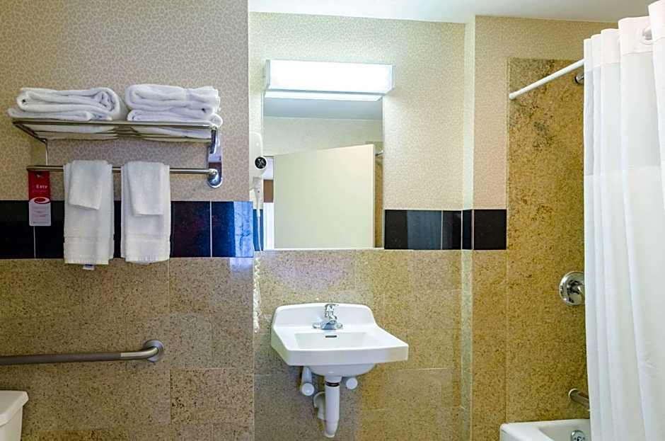 Fairbridge Inn Express Pittsfield