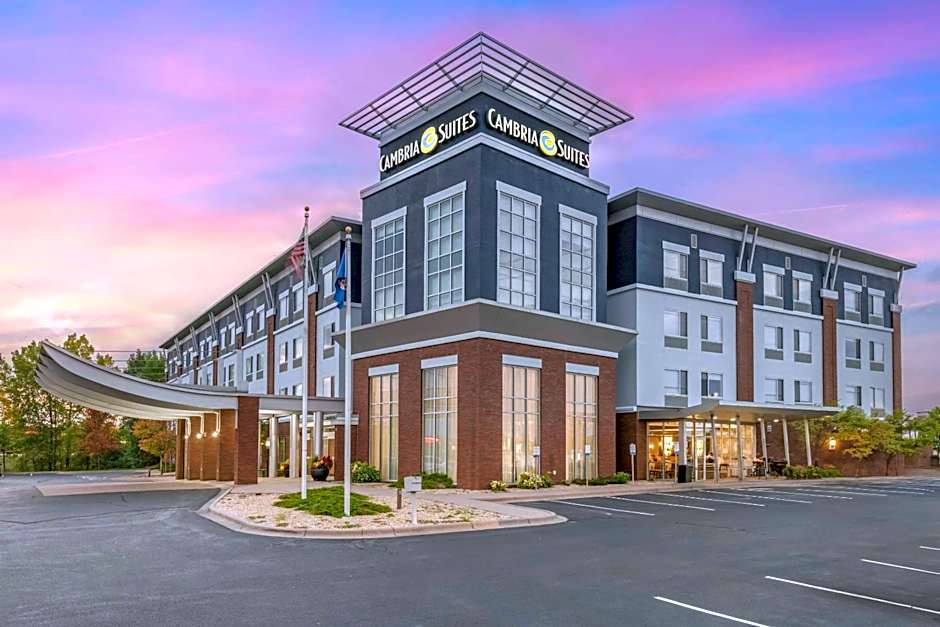 Cambria Hotel Minneapolis Maple Grove