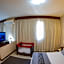 Mondrian Suite Hotel