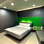 LOVE HOTEL