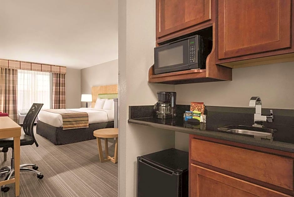 Country Inn & Suites by Radisson, Schaumburg, IL