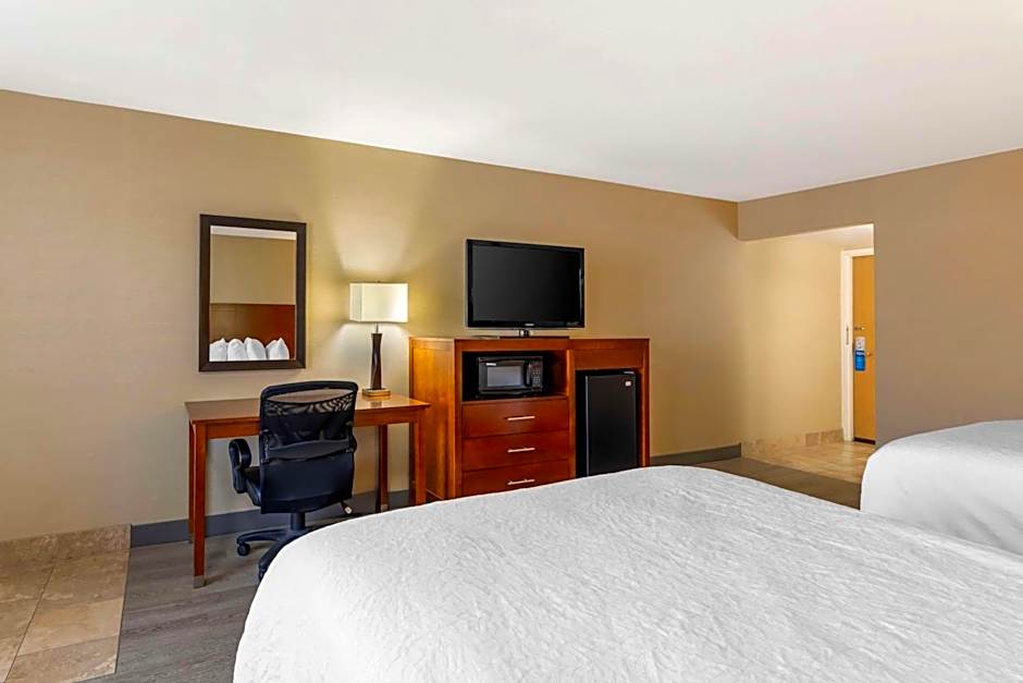 Best Western Cottontree Inn