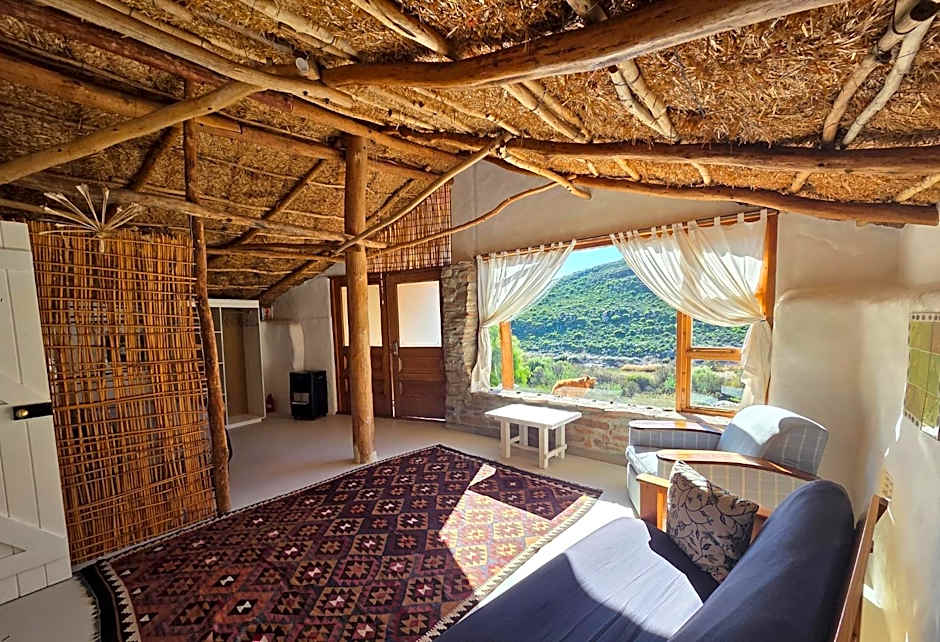 Oudrif Strawbale Retreat