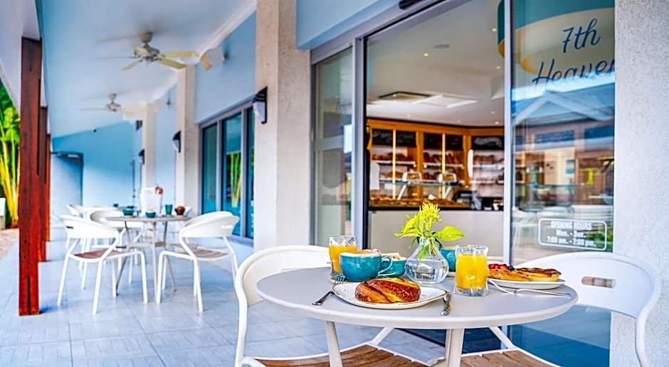 Harbor Club St. Lucia, Curio Collection by Hilton