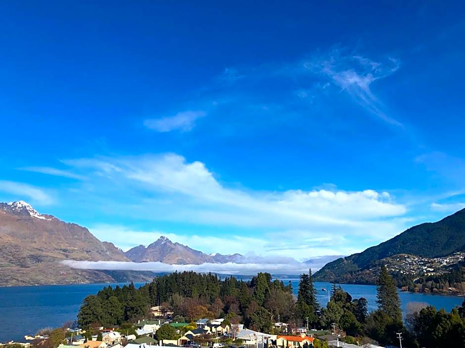 Ramada by Wyndham Queenstown Central