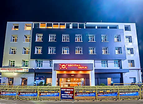 Max Hotels Prayagraj