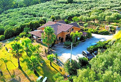 Villa Molinari B&B e Baby Park