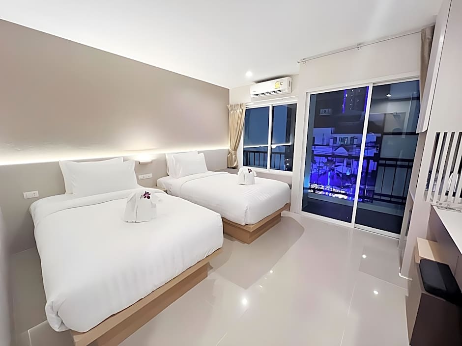 La Vista Patong Hotel