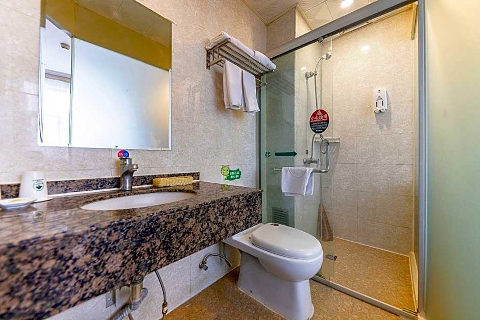 GreenTree Inn GanSu LanZhou Railway Station