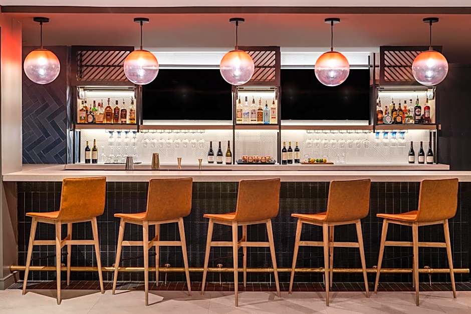 Atwell Suites Miami Brickell by IHG