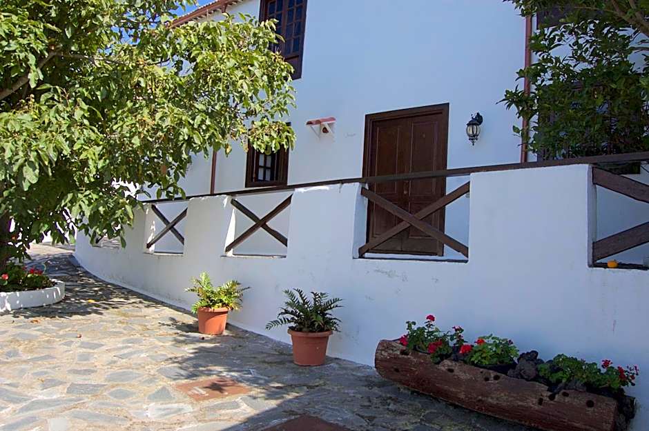 Hotel Rural Finca La Hacienda