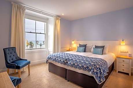 Double or Twin Room with Sea View