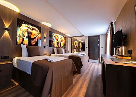 Superior Triple Room