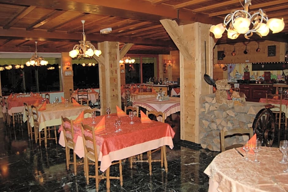 Hôtel De La Couronne