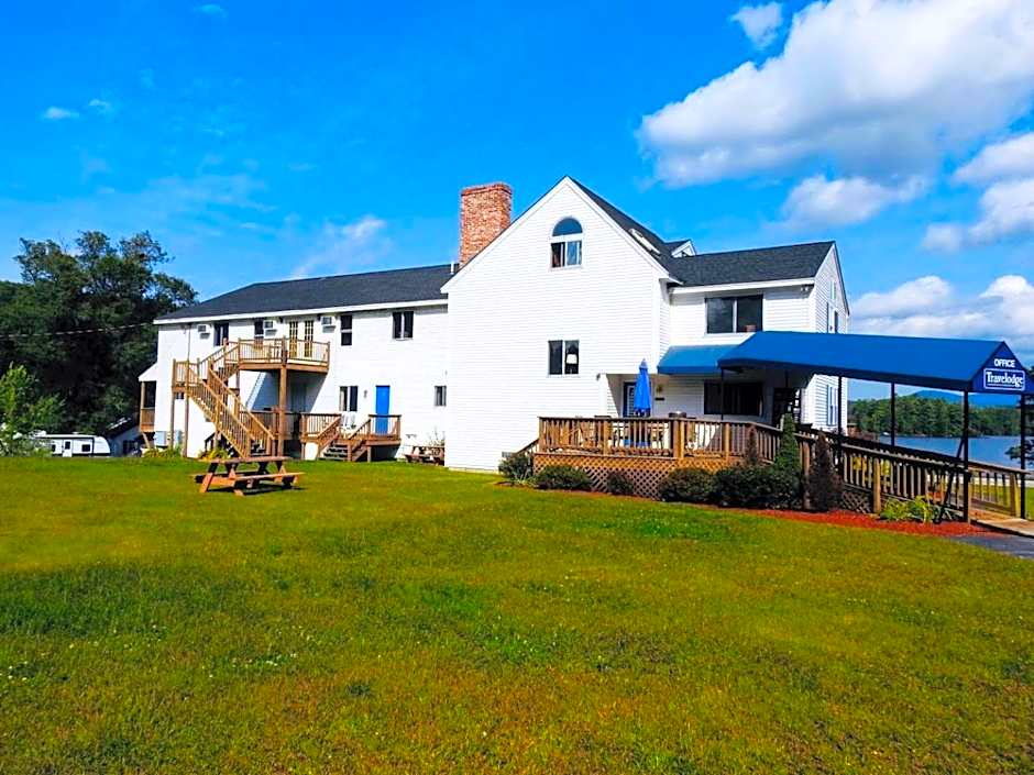 Winnisquam Lake Inn