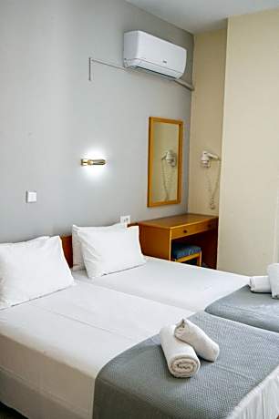 One-Bedroom Apartment with Sea View