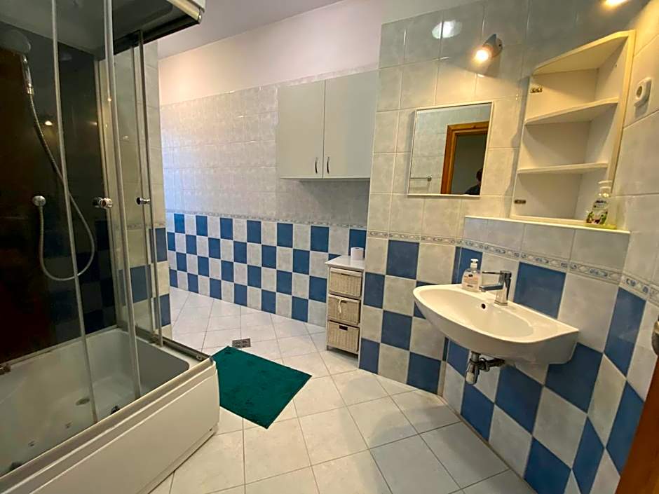 Hermina apartmanház