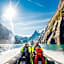 Astra Whale - Waterfront Boutique Hostel in Lofoten