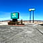 Quality Inn & Suites Grants - I-40