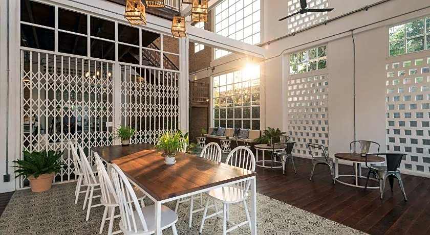 Memmoth Hostel In Lampang