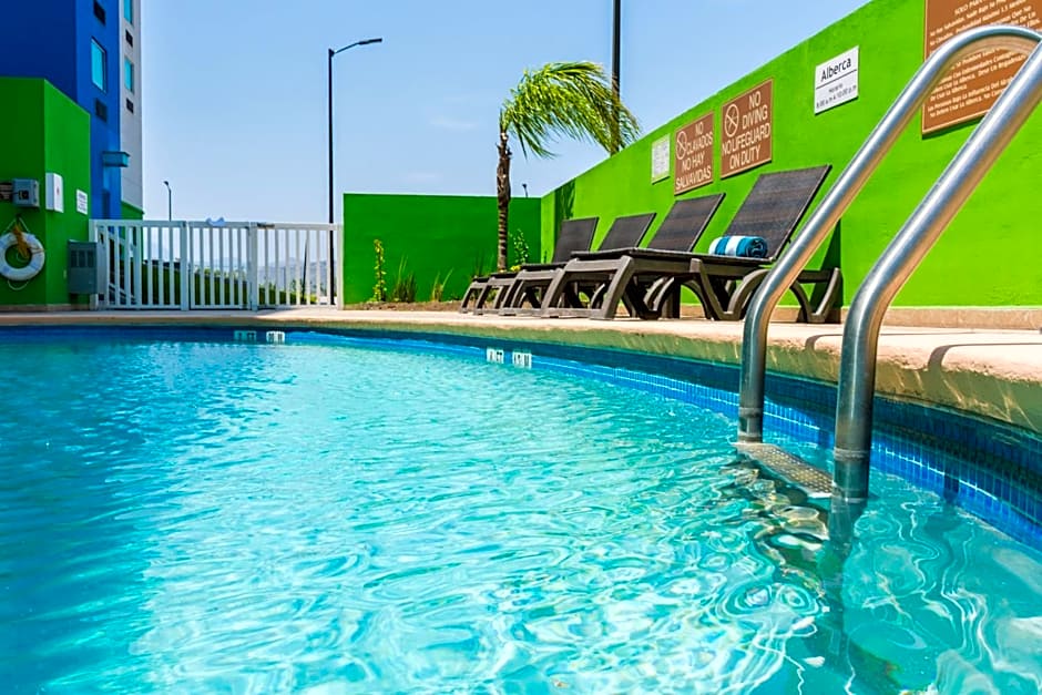 Holiday Inn Express Saltillo Zona Aeropuerto By IHG