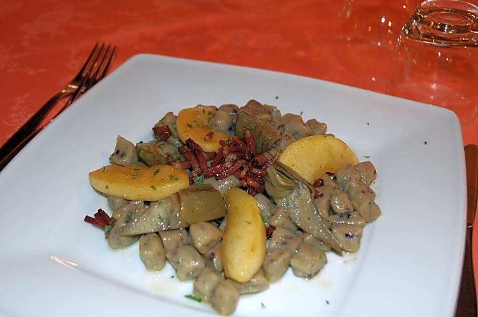 Albergo Ristorante Cacciatori