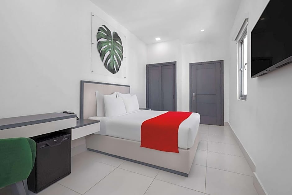 Gran Hotel Europa Santo Domingo, Trademark by Wyndham