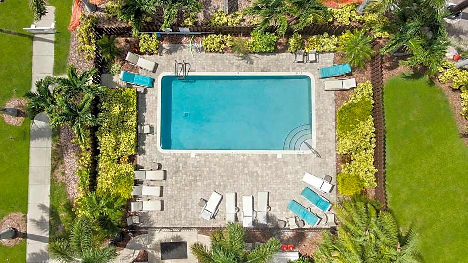 Crystal Bay Historic Hotel