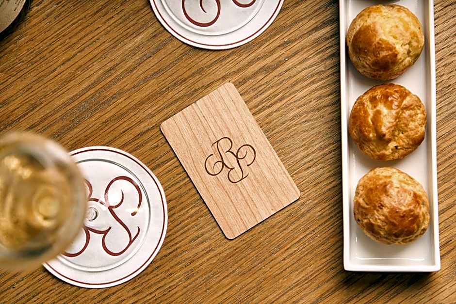 Hostellerie Du Chapeau Rouge