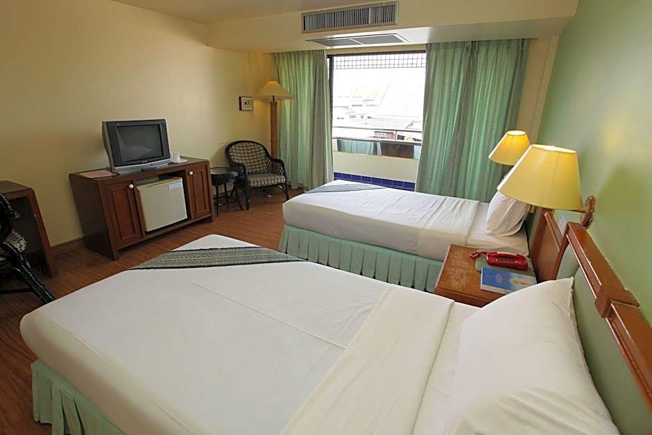 Pin Hotel