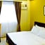 RedDoorz Plus @ Conclave Hotel Davao City
