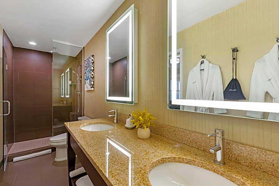 Best Western Plus Hawthorne Terrace Hotel